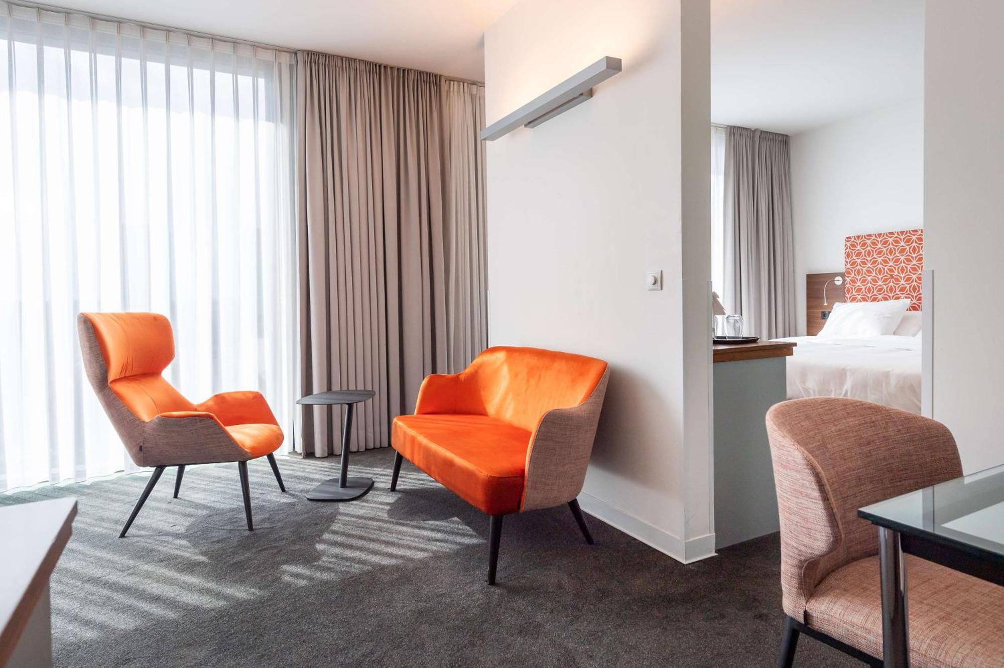 Hotel Doubletree By Hilton Frankfurt Niederrad Frankfurt nad Mohanem Exteriér fotografie